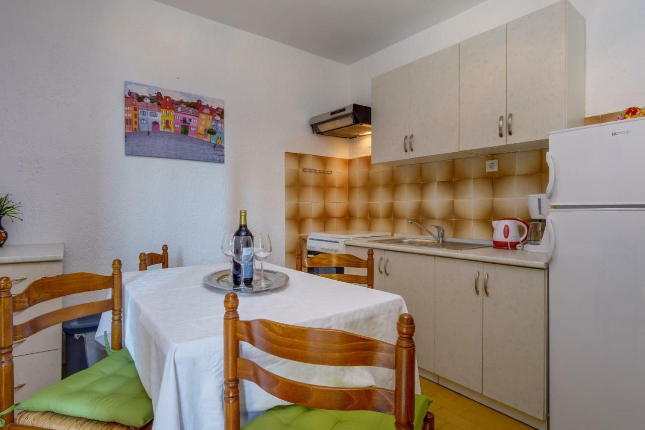 Apartmani Maris Mali Lošinj Exterior foto