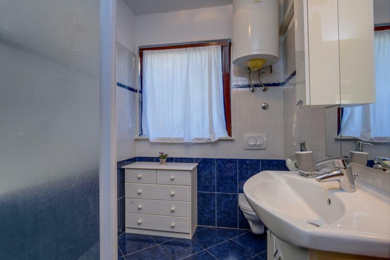 Apartmani Maris Mali Lošinj Exterior foto